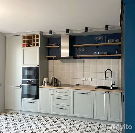 Кухня из шпона с подсветкой на заказ