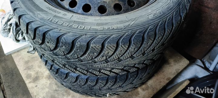 Goodyear UltraGrip Extreme 205/55 R16 91T