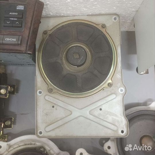 Усилитель Bose Nissan Maxima A33