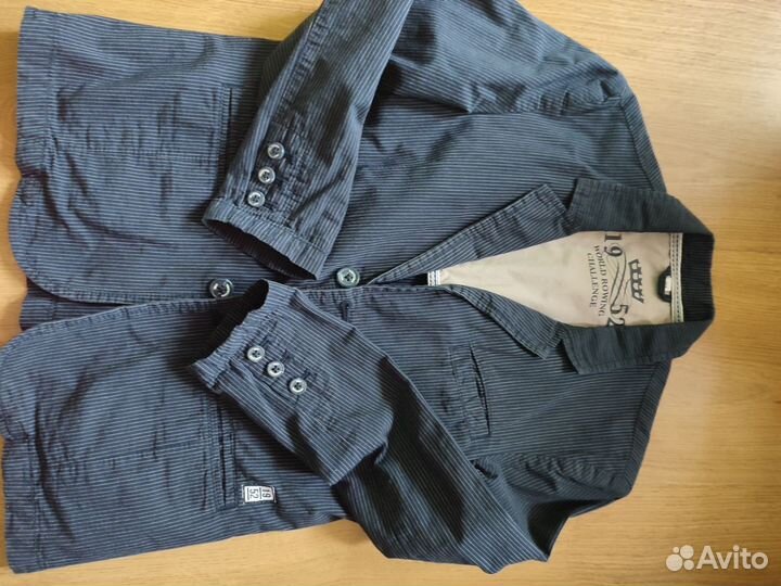 Пиджак для мальчика 128