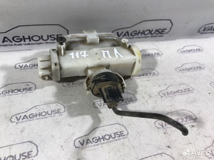 Активатор замка двери передний левый Volkswagen