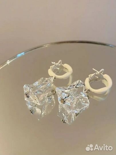Серьги бижутерия, акриловые прозрачные кристаллы