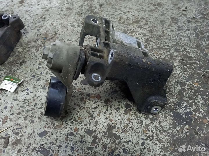 Кронштейн гидроусилителя BMW X5 E70 М57