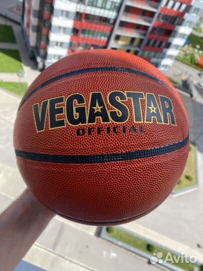 Баскетбольный мяч