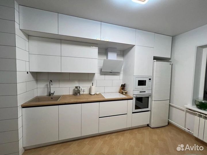 Встроенный кухонный гарнитур/ кухня на заказ