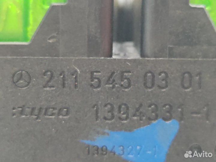 Блок предохранителей салонный Mercedes-Benz