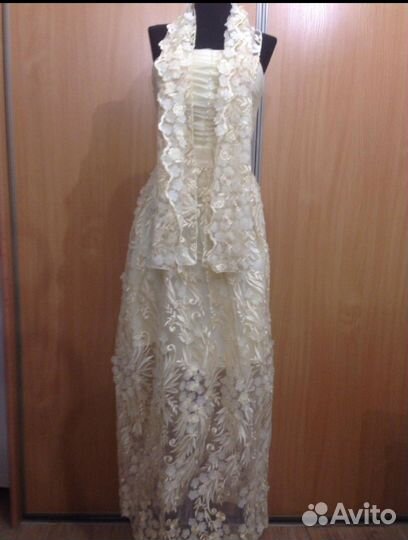 Нарядное платье