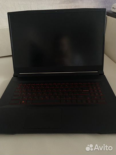 Ноутбук MSI GF76 Katana 17,3”