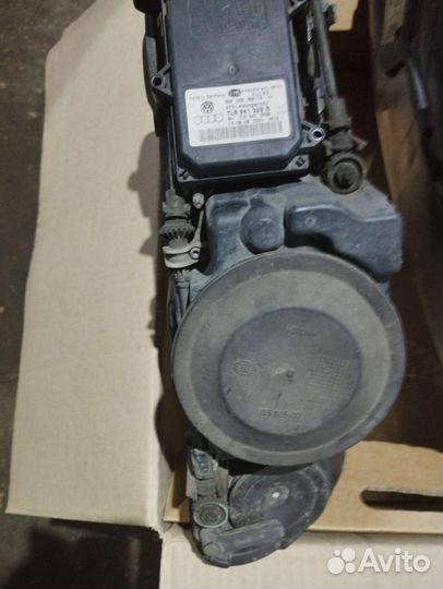 Фара volkswagen touareg 2009 года правая