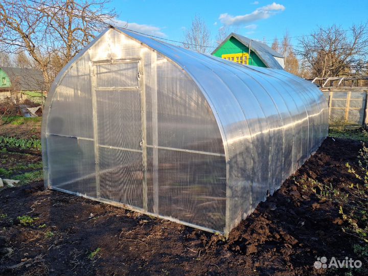 Сборщик установщик теплиц