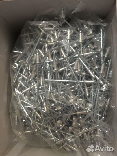 Заклепки вытяжные