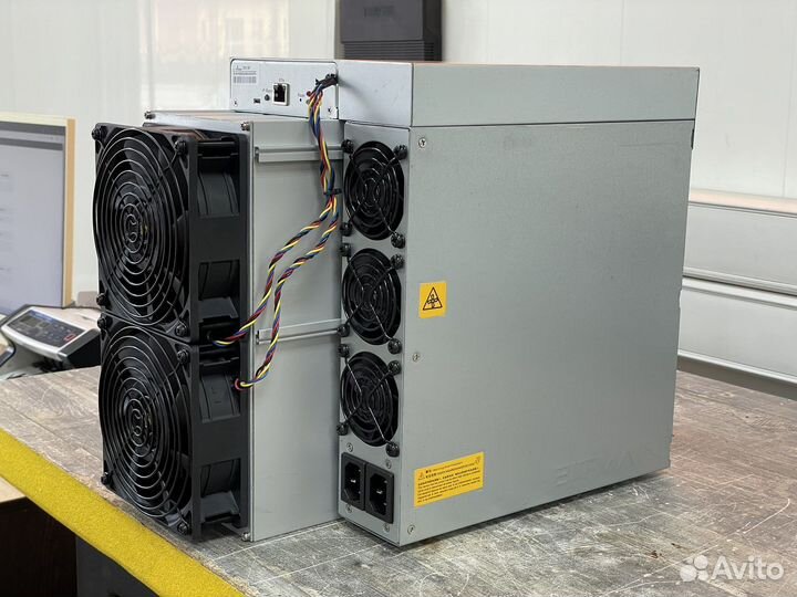 Asic Antminer S19 95TH/s Новый