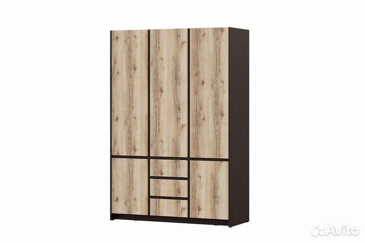 Шкаф 3-х дверный новый