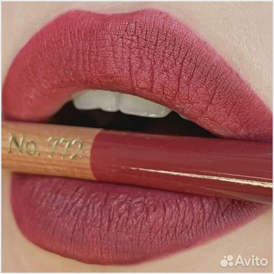 Карандаш для губ Miss Tais