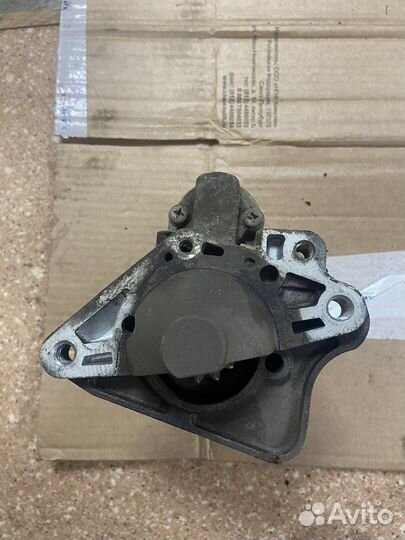 Стартер Renault Duster 1.6 4WD