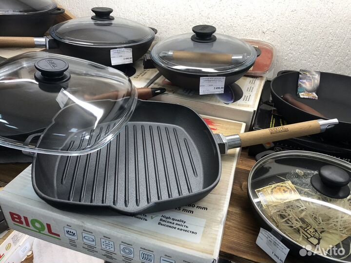 Сковорода-гриль чугун 280х280х40 биол