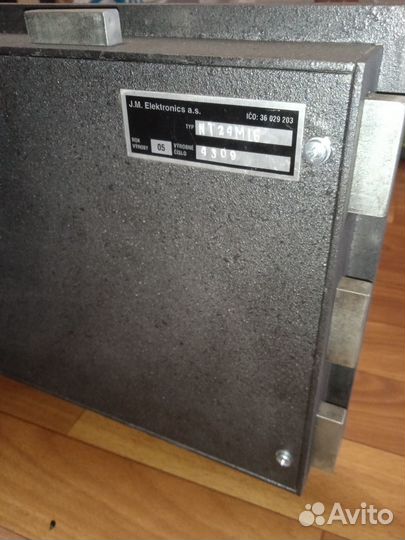 Надежный Сейф Safetronics Сейфтроникс