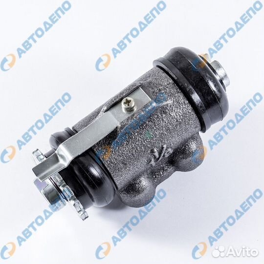 Рабочий тормозной цилиндр задний R mitsubishi cant