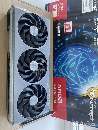 Sapphire AMD radeon RX 7900 GRE nitro + 16GB