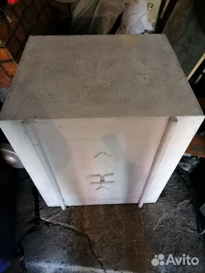 Сейф металлический огнеупорный