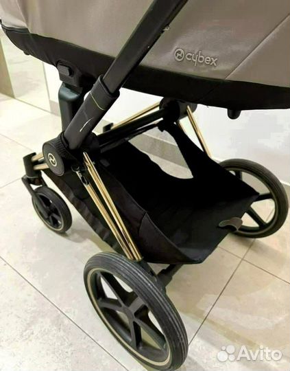 Коляска Cybex Priam IV 3 в 1 Rose gold