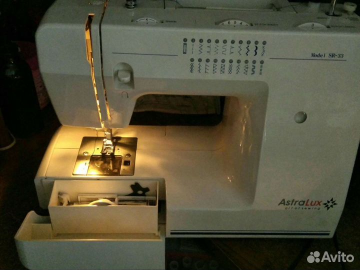 Швейная машина AstraLux SR-33