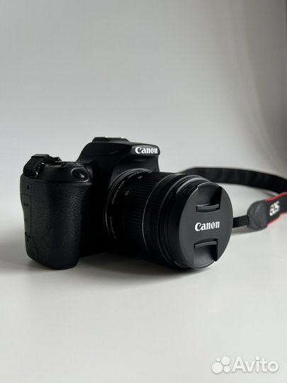 Зеркальный фотоаппарат canon eos 250d kit 18 55mm