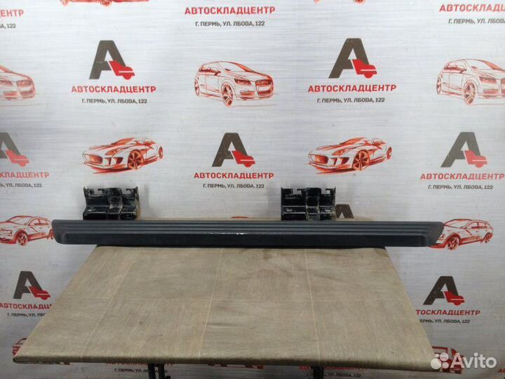 Подножка кузова правая Ford Torneo Custom с 2012 г