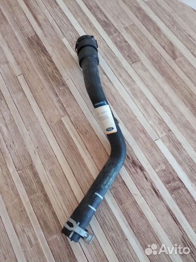 Патрубок системы охлаждения форд Мондео