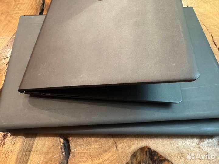 Dell Vostro 15 3515 Ryzen 5 3450U/Vega 2 GB/256