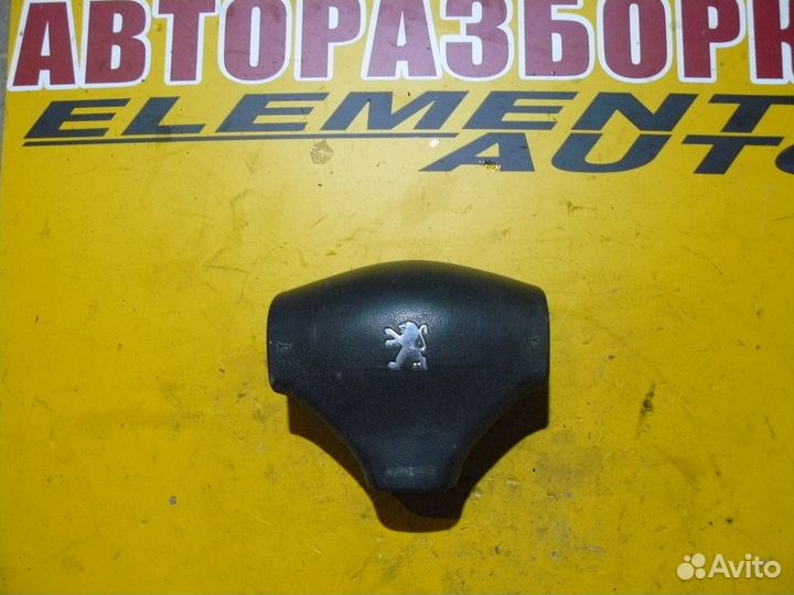 Подушка безопасности в руль Peugeot 206 2002г