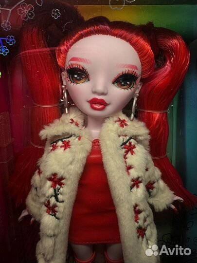 Кукла Rainbow shadow high Rosie Redwood