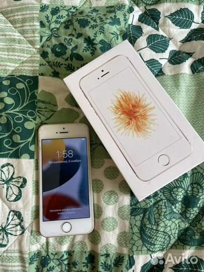 iPhone SE, 32 ГБ