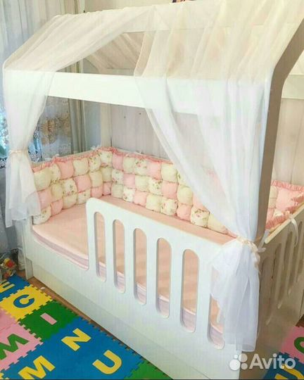 Детская кровать домик