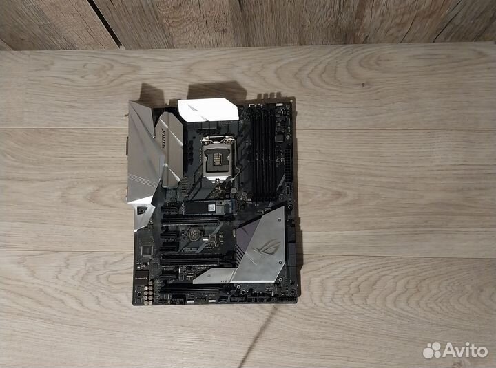 Материнская плата asus Z370-E + SSD на 256 гб