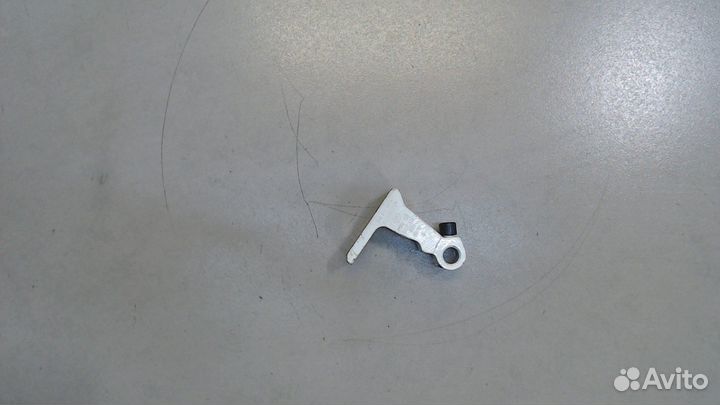 Петля двери Volkswagen Touareg, 2014