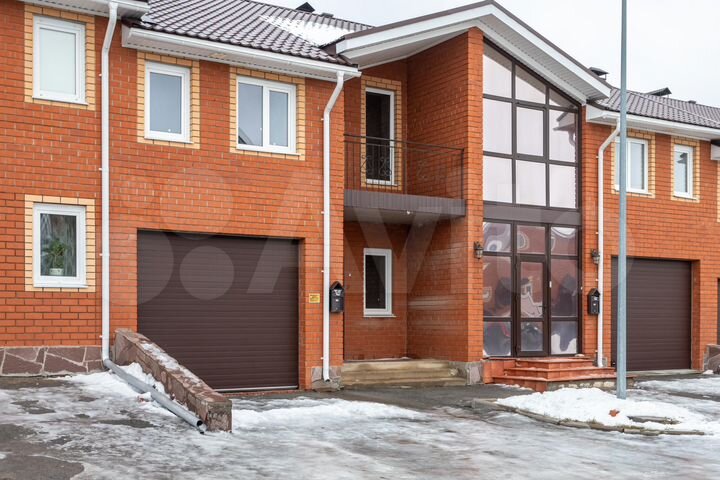 Таунхаус 128 м² на участке 1 сот.