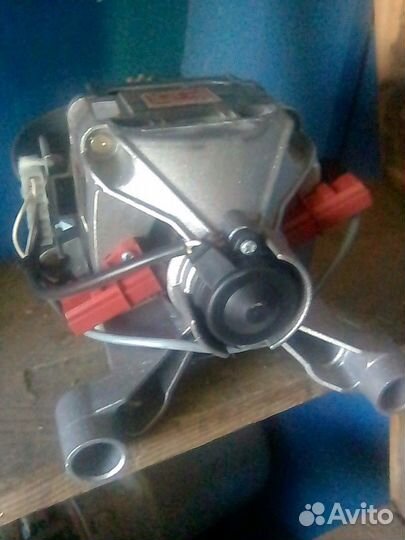 Двигататель стиральной машины