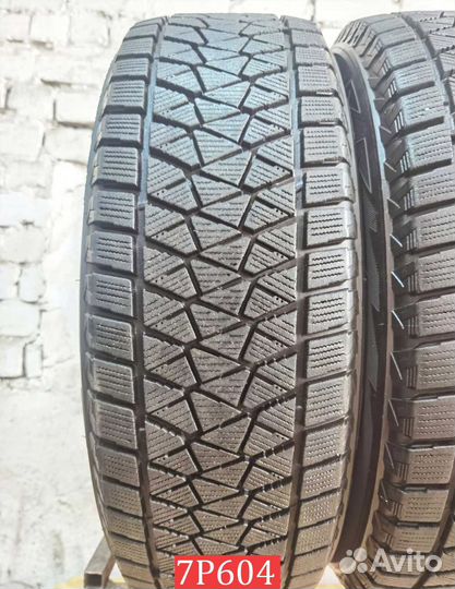 Bridgestone Blizzak DM-V2 235/65 R18 106L