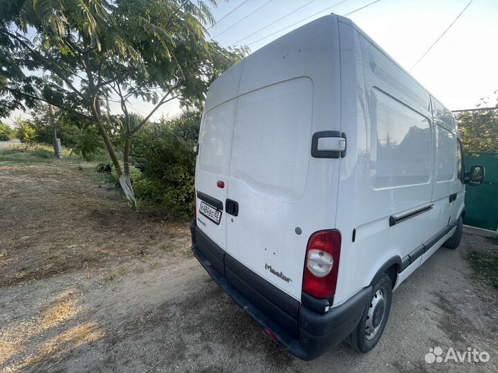 Renault Master цельнометаллический, 2007