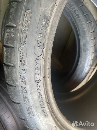 Michelin Pilot Super Sport 295/35 R20