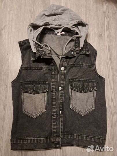 Жилетка новая