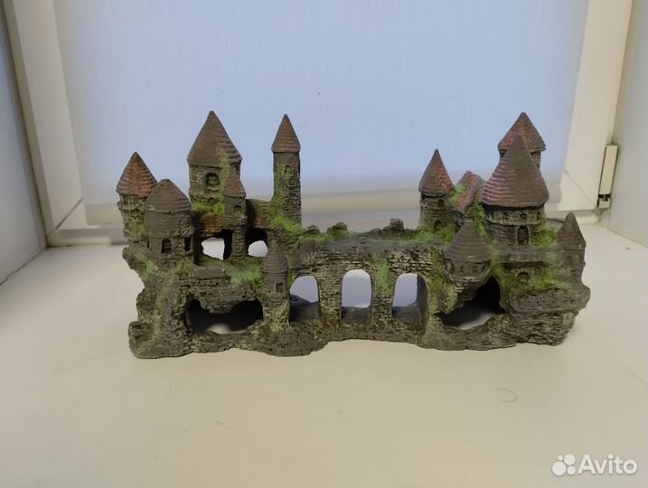 Большой грот для аквариума