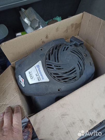 Двигатель бензо косы хускварна на запчасти