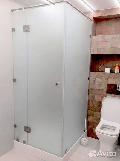 Душевая перегородка из стекла