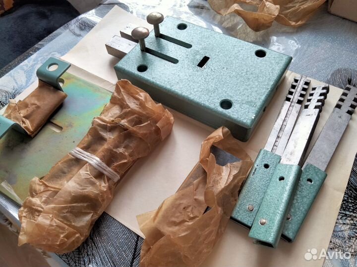 Замок накладной 1992 год