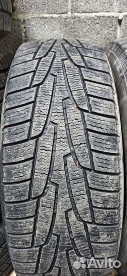 Kumho I'Zen KW31 235/65 R17 108R