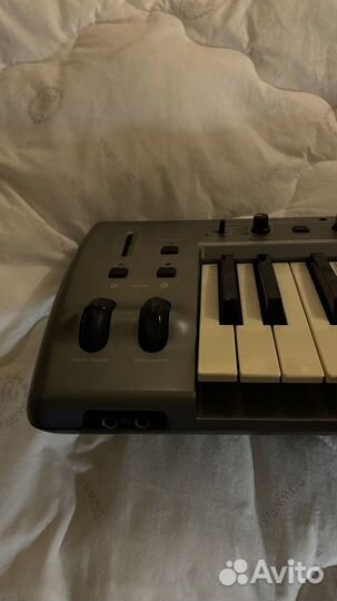 M Audio KeyStudio 49i Midi controller saund card