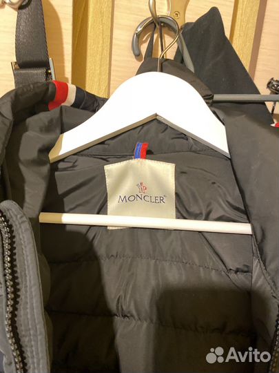 Демисезонная куртка moncler