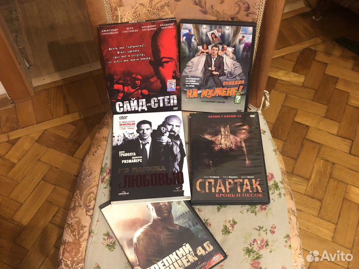 Коллекция видео дисков в состоянии новые